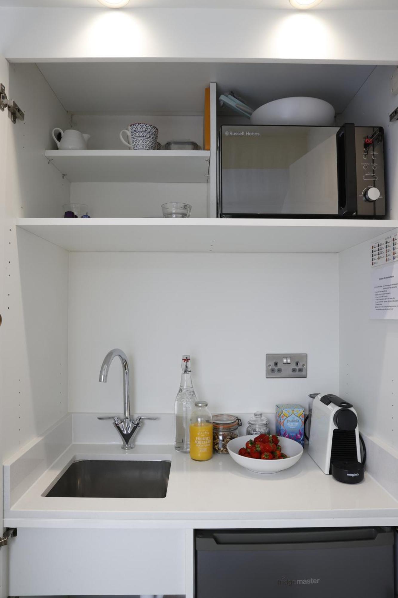 Wimbledon Park Bed & Breakfast London Bagian luar foto